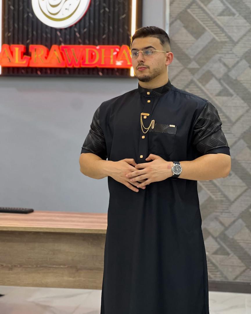 قميص الروضة اسود اكارو