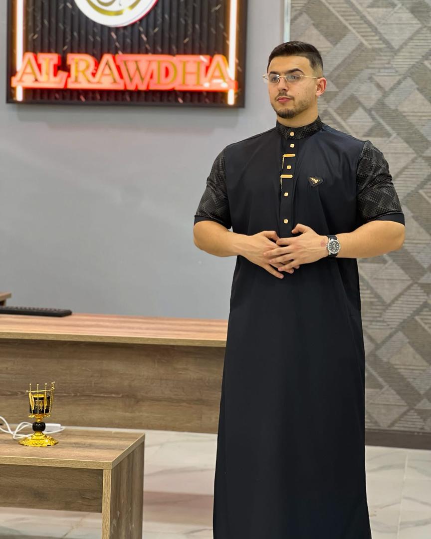 قميص الروضة اسود اكارو